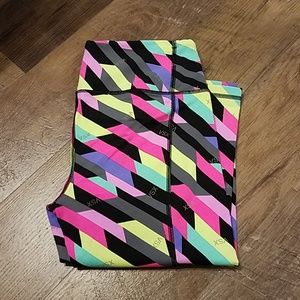 Knockout by Victoria Sport Crop Pants